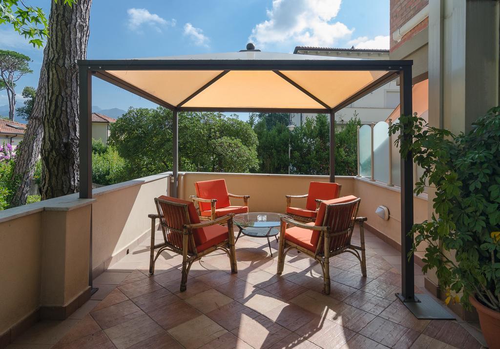 Hotel Le Ginestre Λίντο ντι Καμαϊόρε Εξωτερικό φωτογραφία